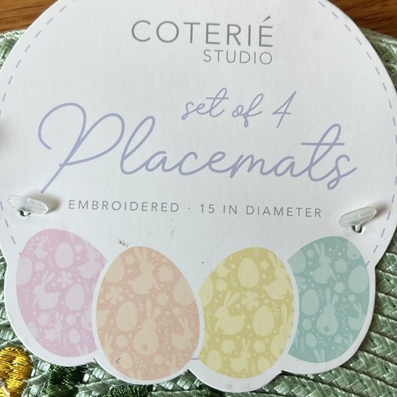 Coterie 2 Sets of 4 Floral Happy Easter Placemats NWT - Picture 2 of 7